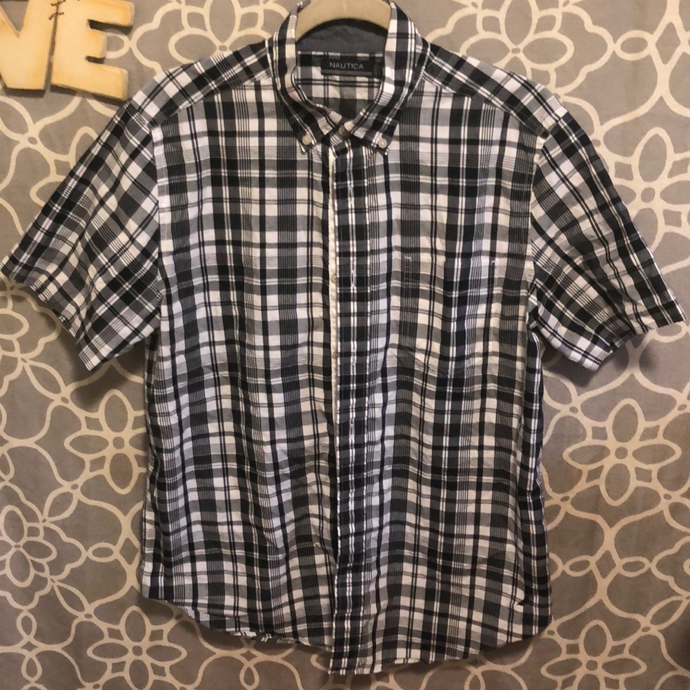 🖤NAUTICA short-sleeve dress shirt black and white